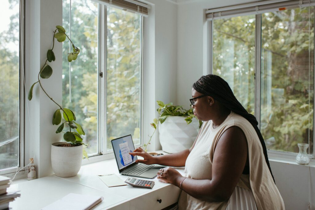 How to Start Freelancing : A Comprehensive Guide