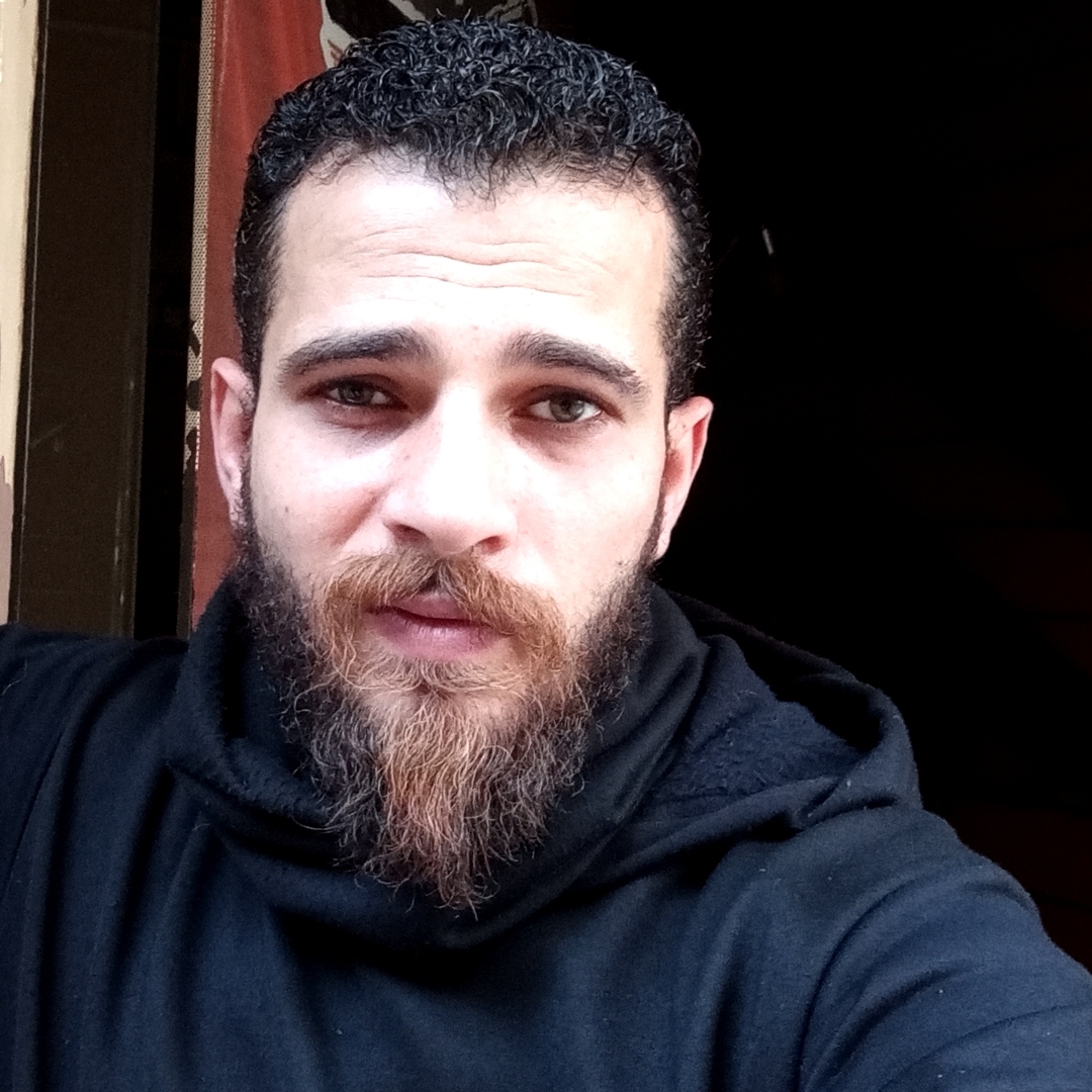 محمود محمود