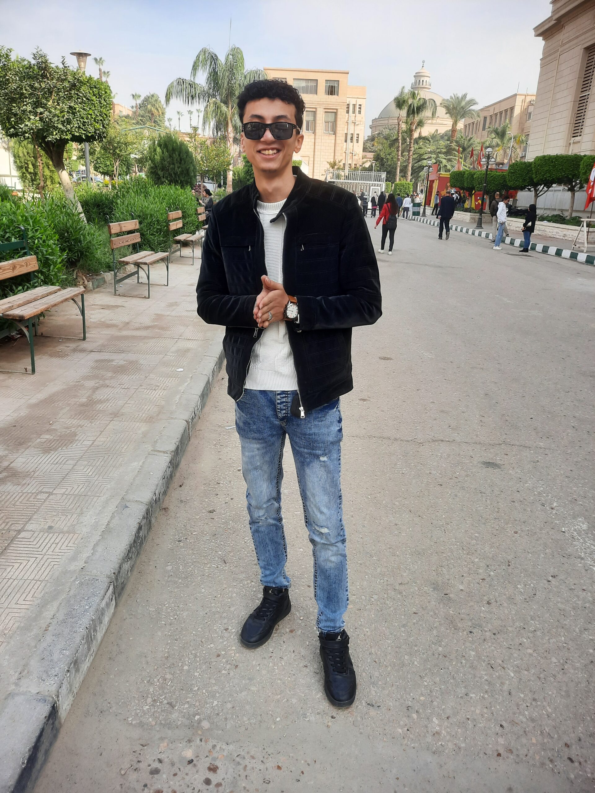 Youssef Alsyoufi  - cover