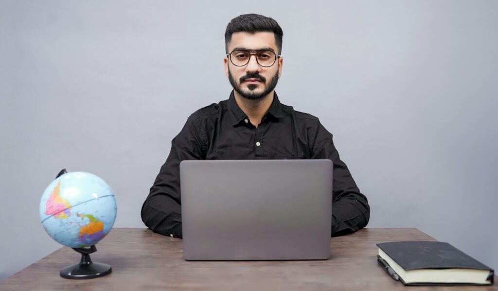 شغل من البيت: كيفية إيجاد فرص العمل عن بُعد في العالم العربي