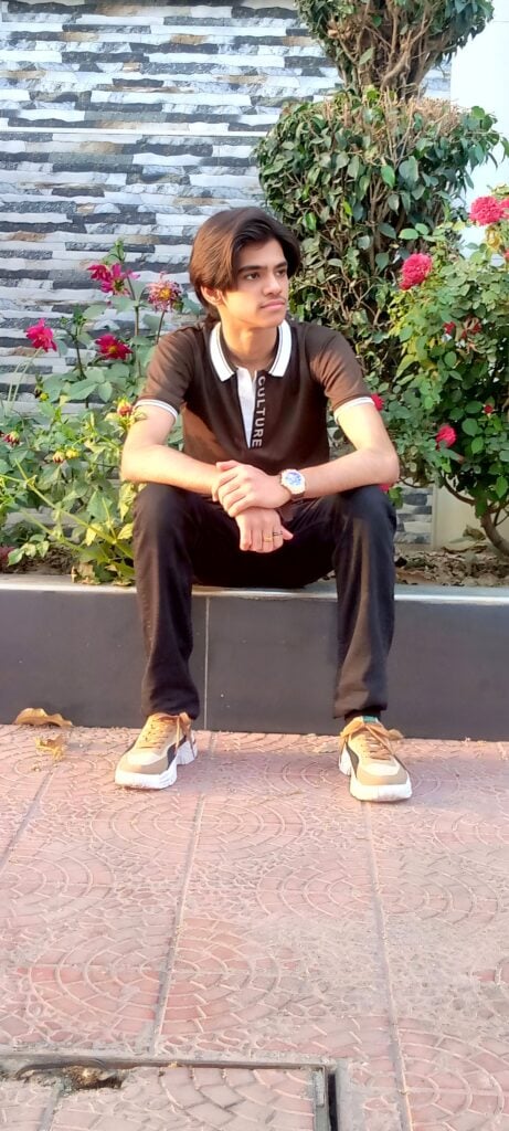 Moazzam Athar - portfolio - 0