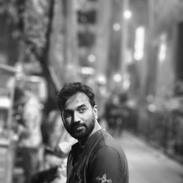Zaman  Azad