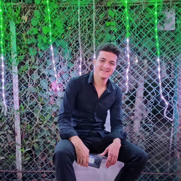 Mahmoud Hakil  Mahmoud Hakil 