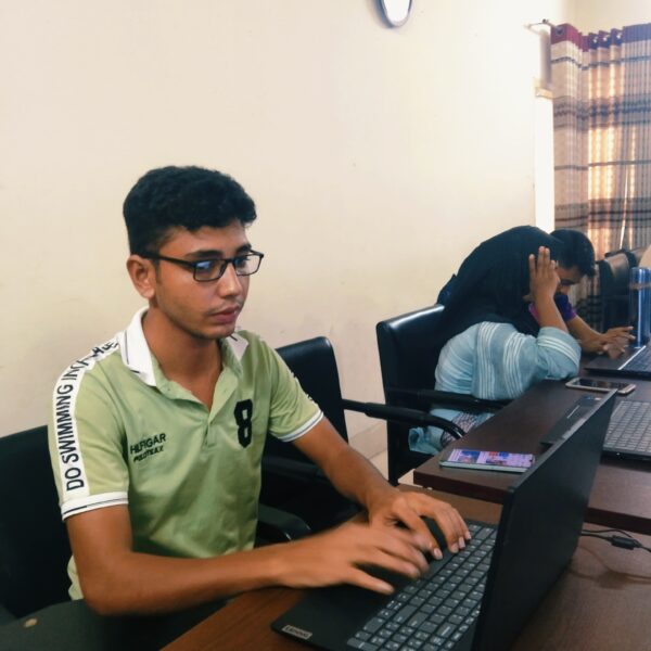 MD Rezuan