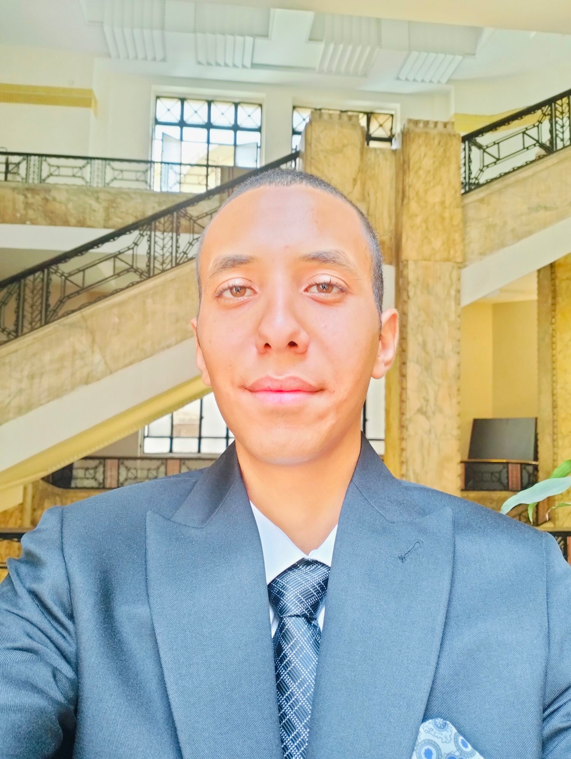 Ahmed Abu Al , Oyoun