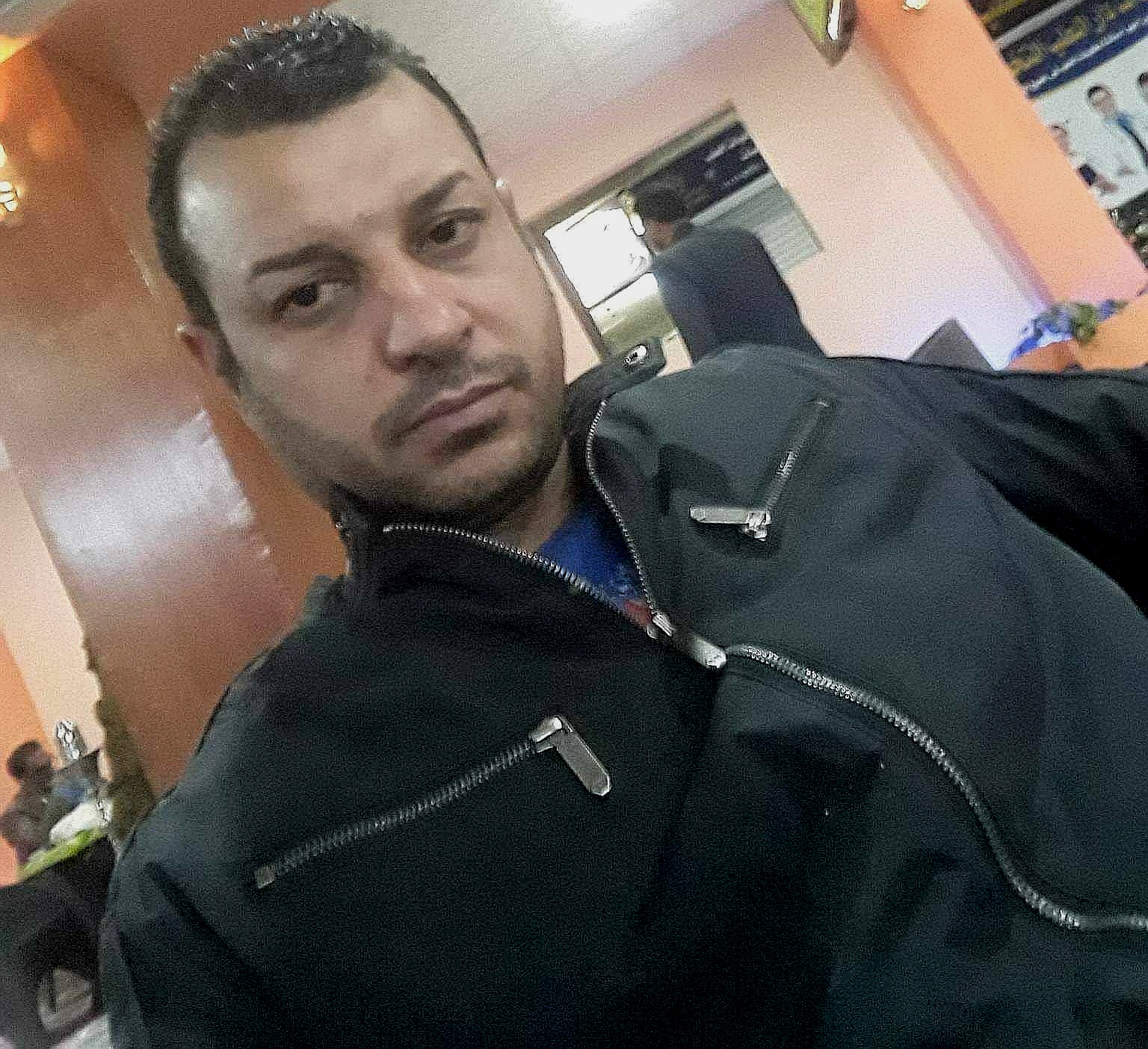 محمد العبد محمد ابراهيم
...