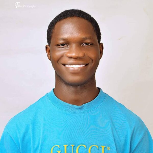 Taiwo Tapere