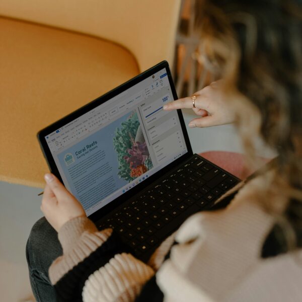 The Complete Guide to Becoming a Successful Web Freelancer in 2025 The Complete Guide to Becoming a Successful Web Freelancer in 2025