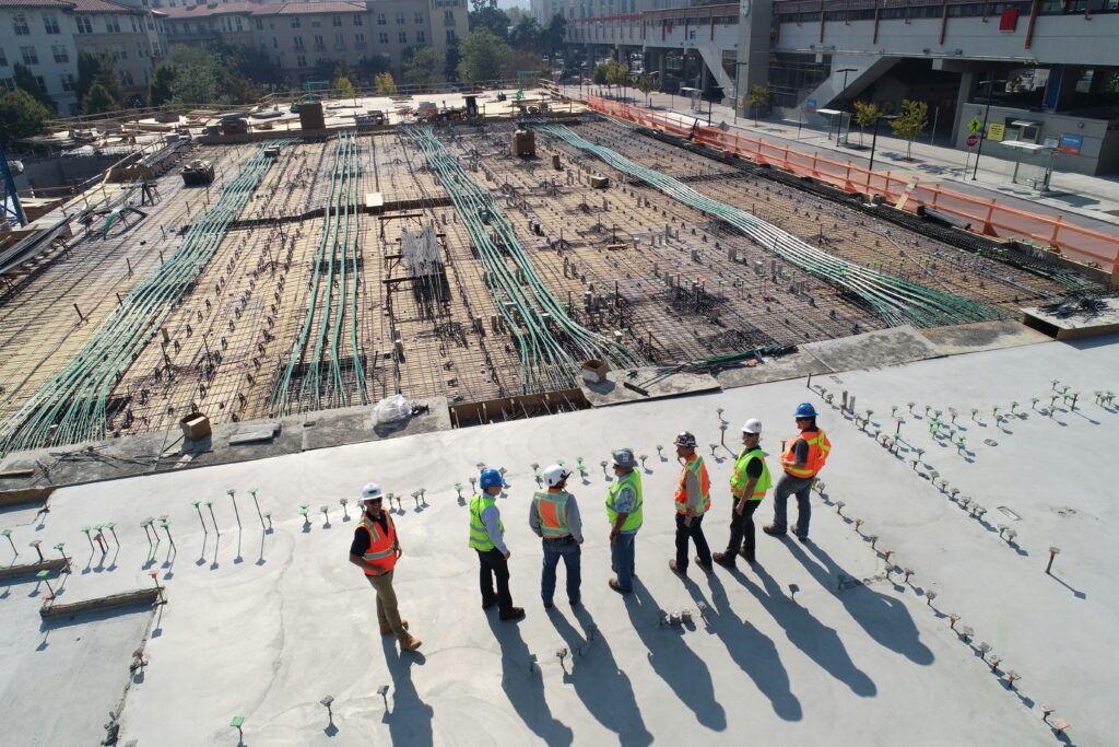 وظائف مهندس مدني: دليلك الشامل للحصول على أفضل الفرص المهنية