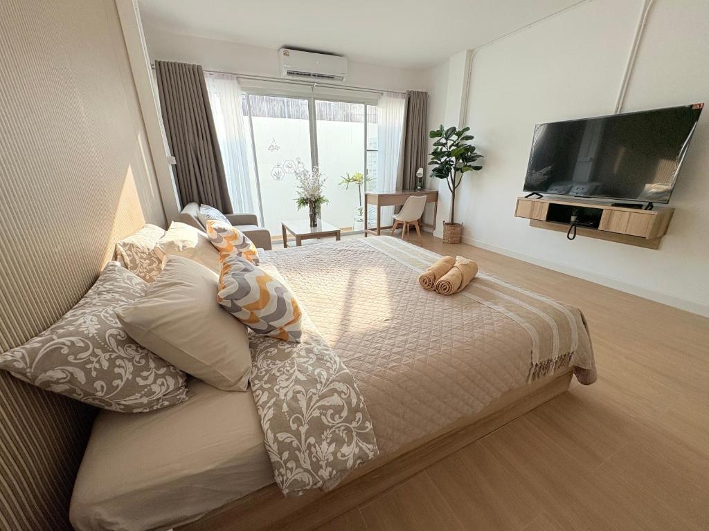 Klong Muang Homestay fournit des services prioritaires de télévision, d’Internet et de télécommunications. - portfolio - 0