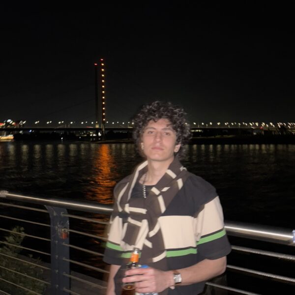 Efe Dogabey