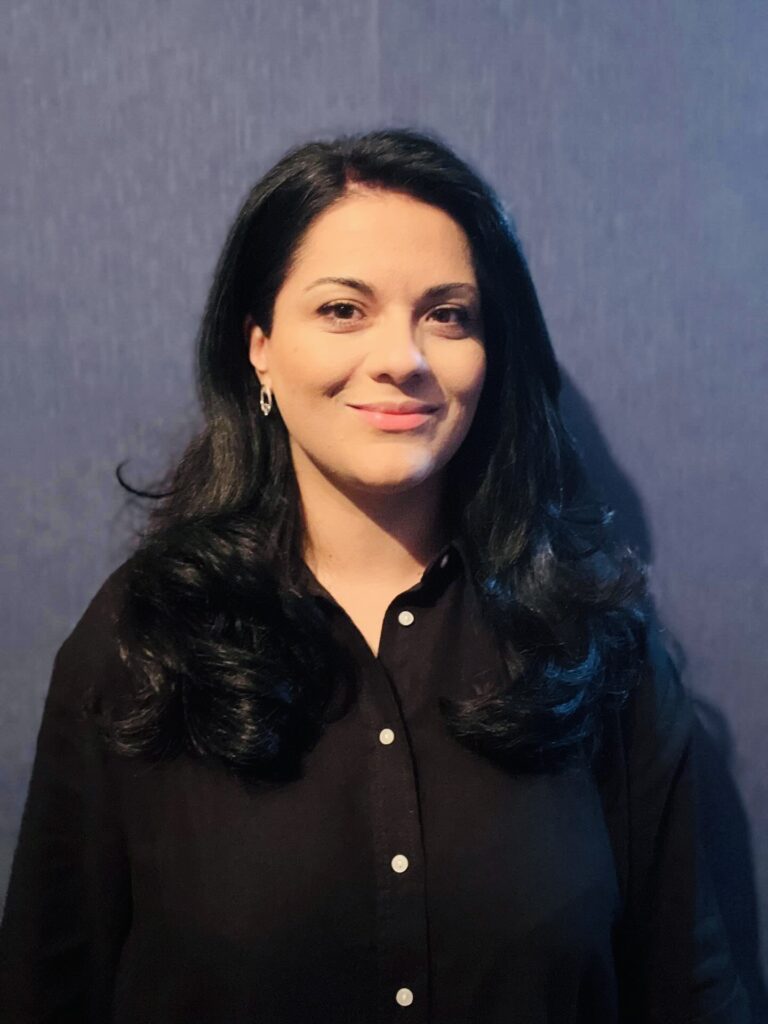 Natia Kalandadze - الغلاف