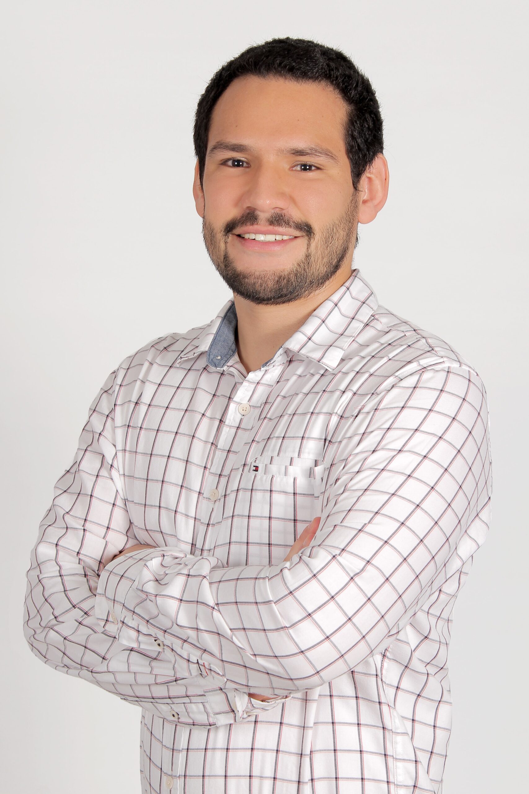 Alejandro Bazan