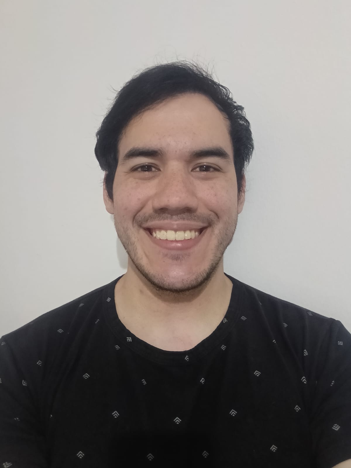 Aaron Alvarez