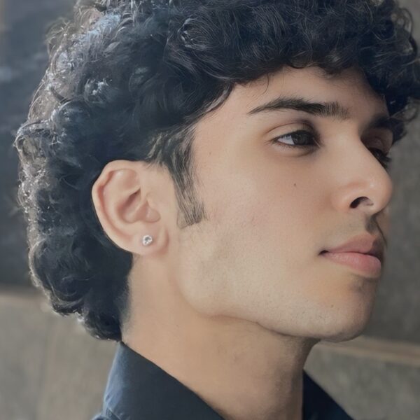 Mustafa Husain