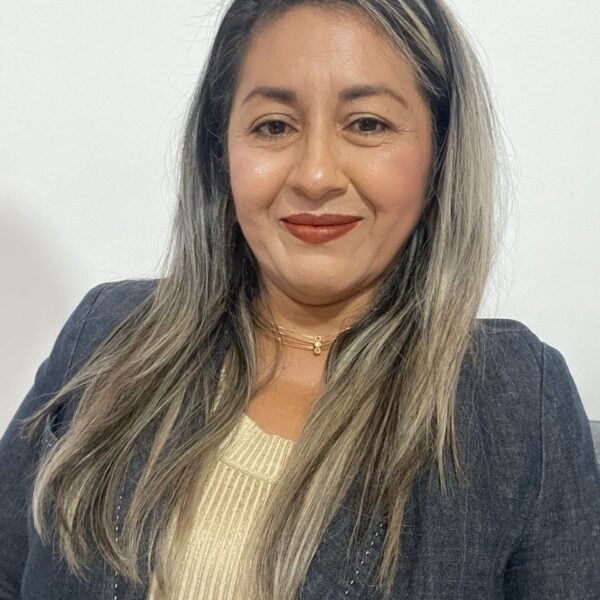 Iris Mendoza