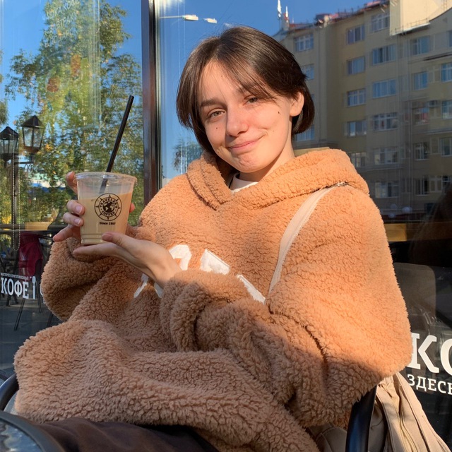 Elizaveta Zolnikova - cover