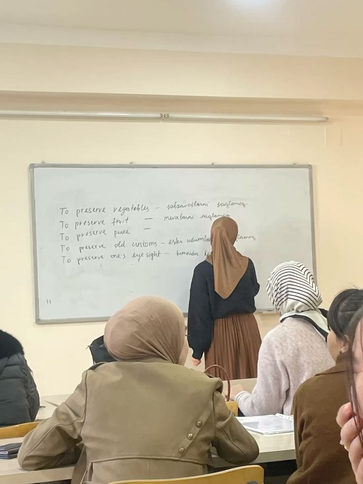 Support Lessons for Primary in English