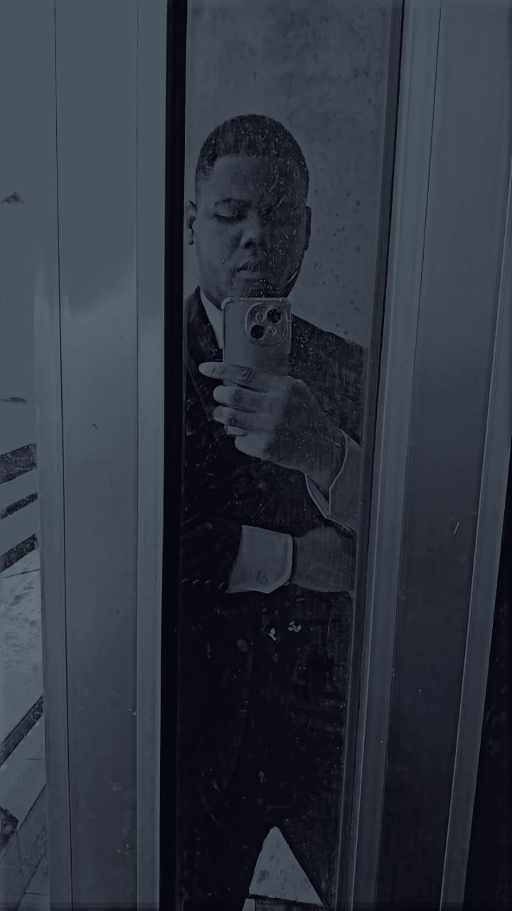 Giovani AKUE
