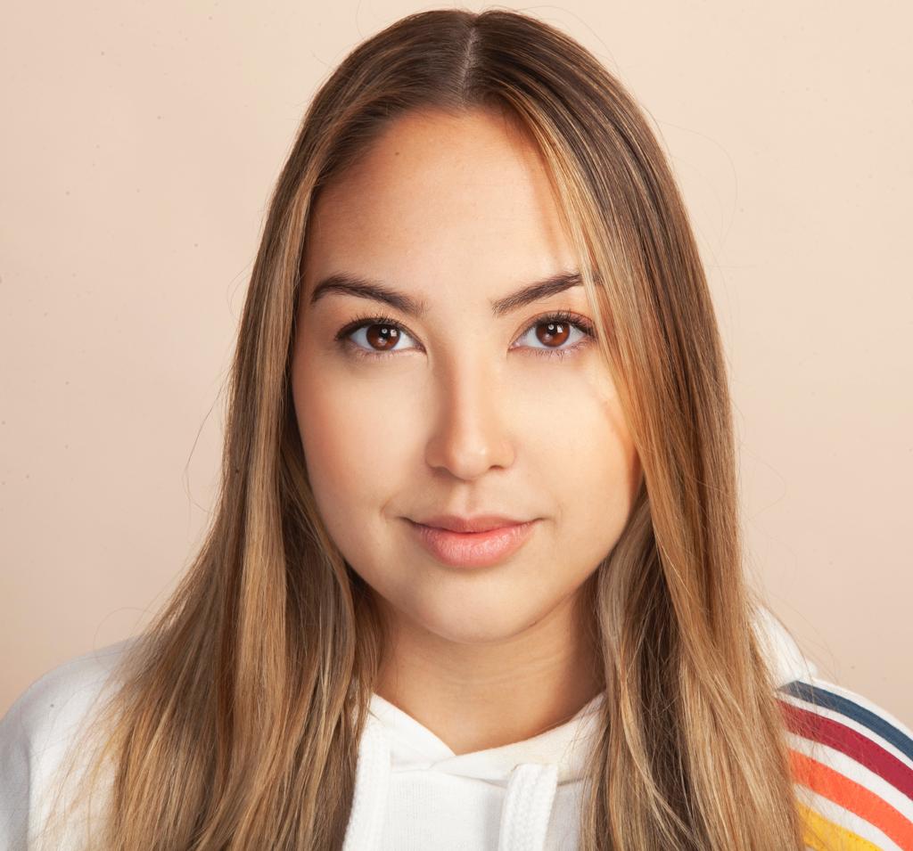 Isabella Artigas Silva - cover
