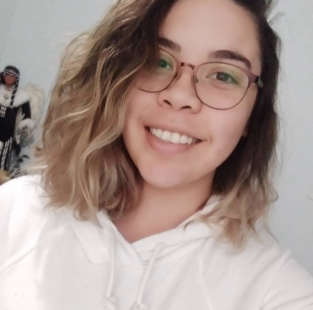 Andrea Valdivia
