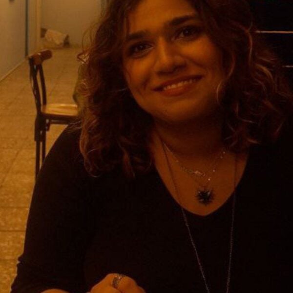 Feryal Faezeh Aryahi