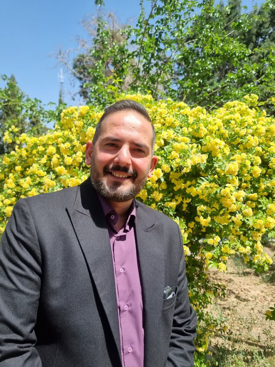 ESMAEIL Akhlaghi - cover