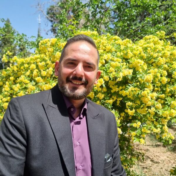 ESMAEIL Akhlaghi