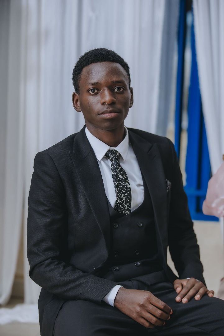 Adrien Adelin MUGENGA