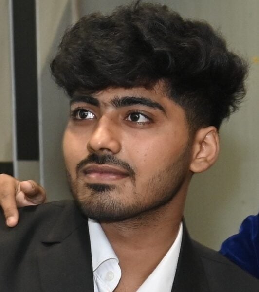 Md Kamil