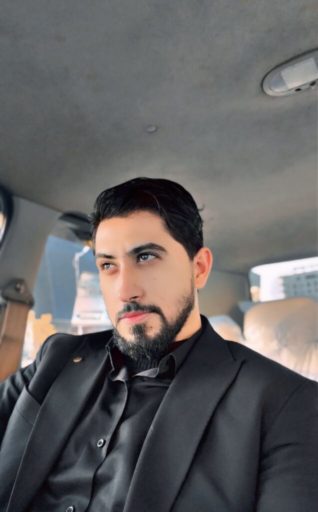 Ali Yaqoob - الغلاف