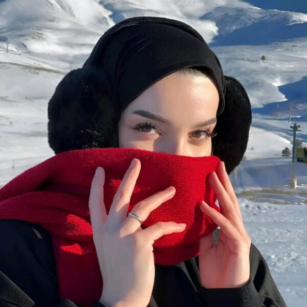 Qamar Riashi