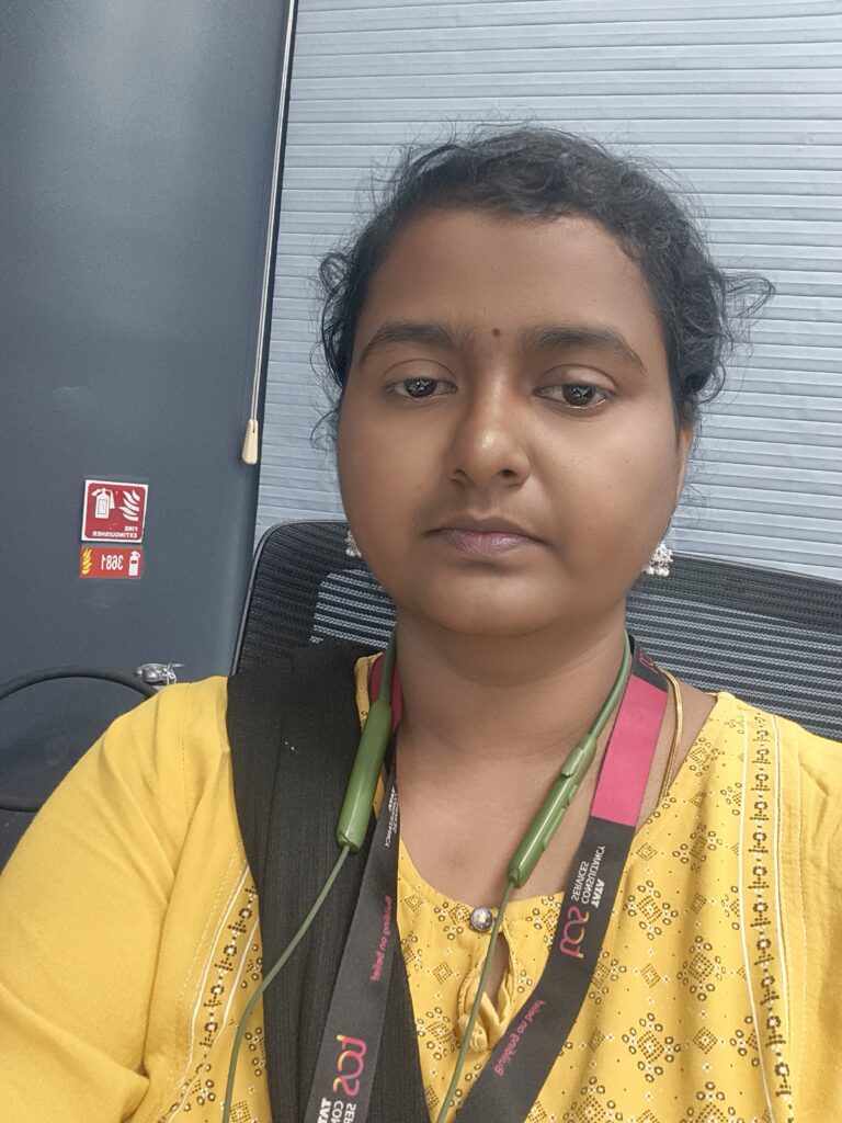 Harini MANAVALAN - الغلاف