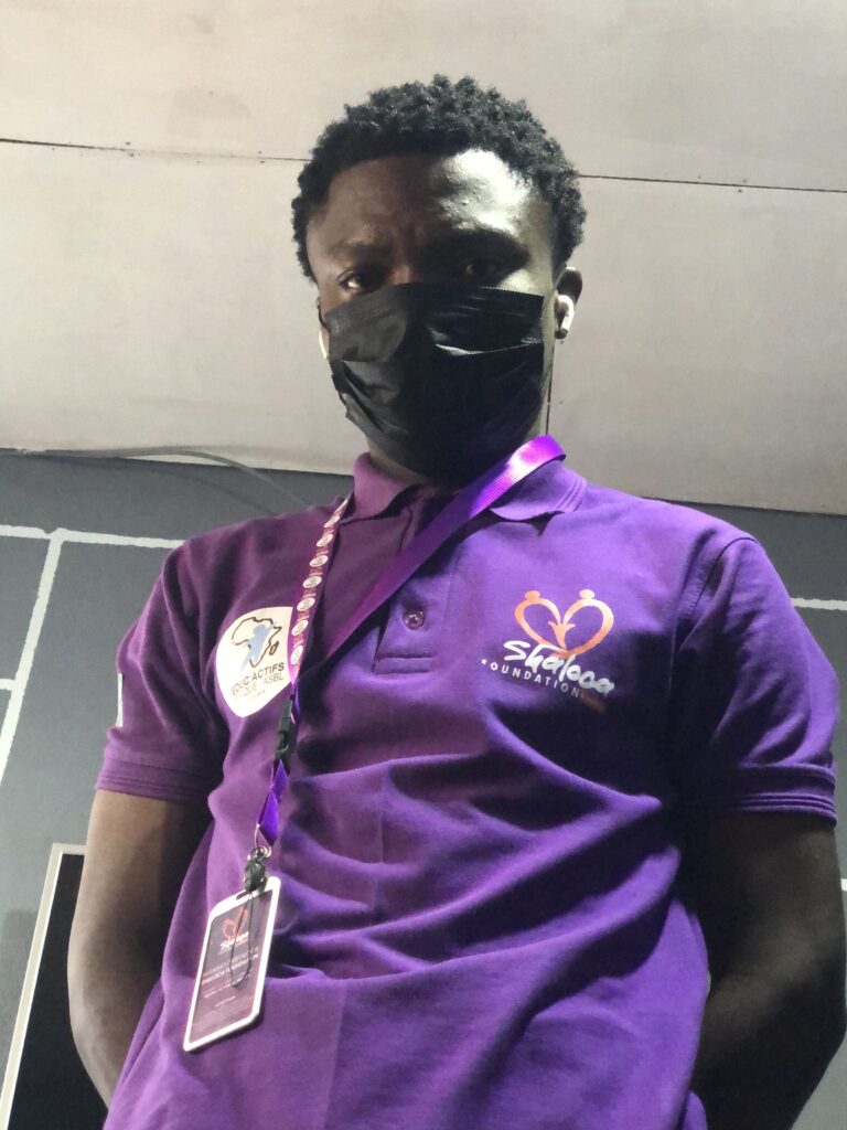 Loïc  Awono - cover