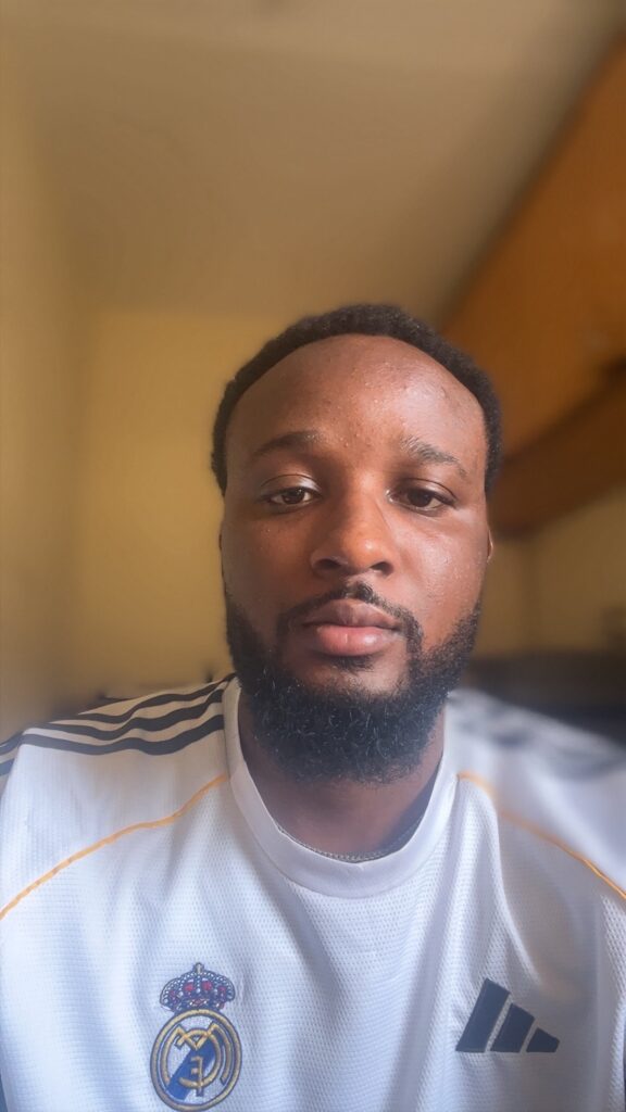 Emmanuel Ukaegbu - الغلاف