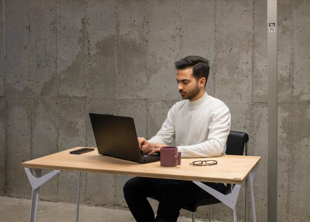 Mostaql vs Khamsat vs Jobbers: Best Arabic Freelance Platform 2026 (Complete Review)