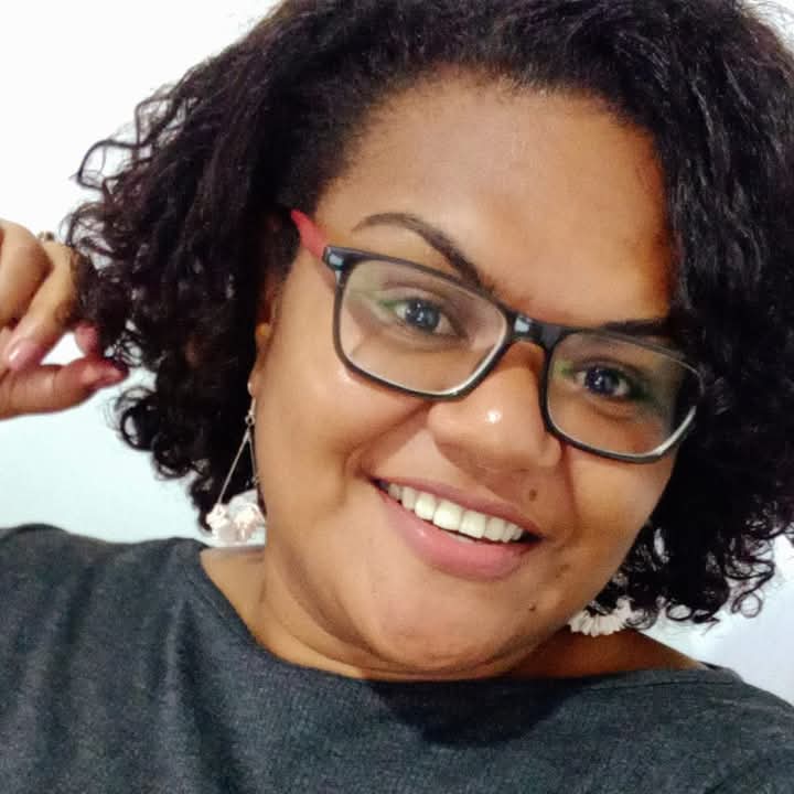 Naomi Tinai
