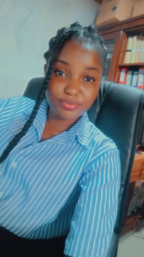 Epiphanie Jeanne CHUAPI - cover