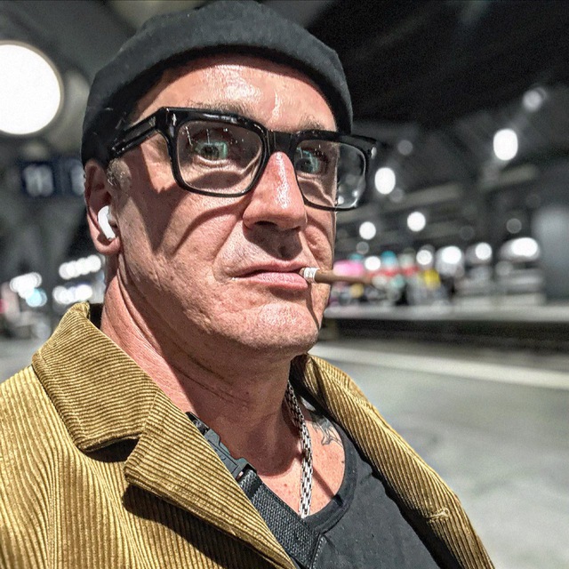 Stan Dombrov - portfolio - 2