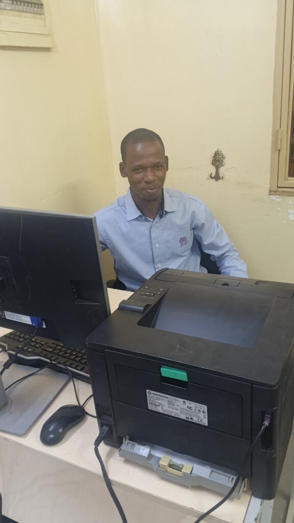 Mazo Koumbeima - الغلاف