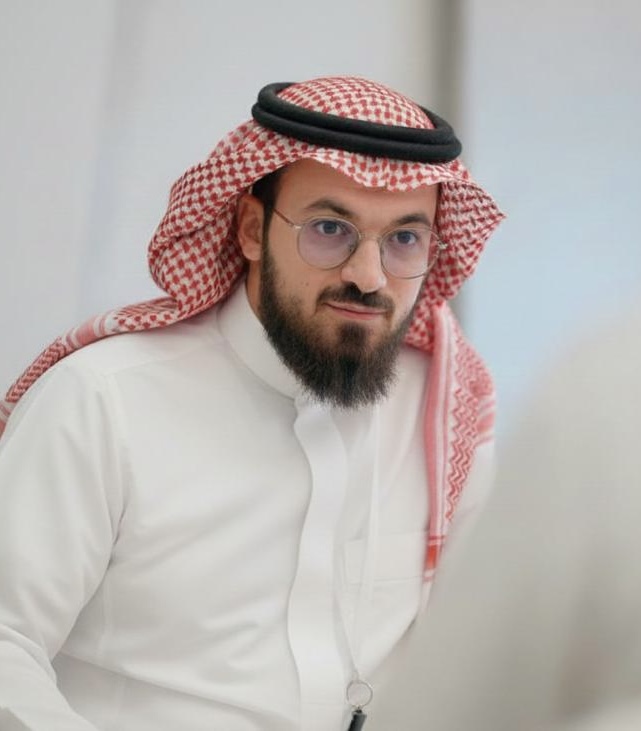 اختيار المسار الوظيفي ، اختيار التخصص الجامعي المناسب بكالوريوس او ماجستير ، التطور والتقدم الوظيفي ، البحث عن عمل ، كتابة سيرة ذاتية احترافية ، التدي - portfolio - 0