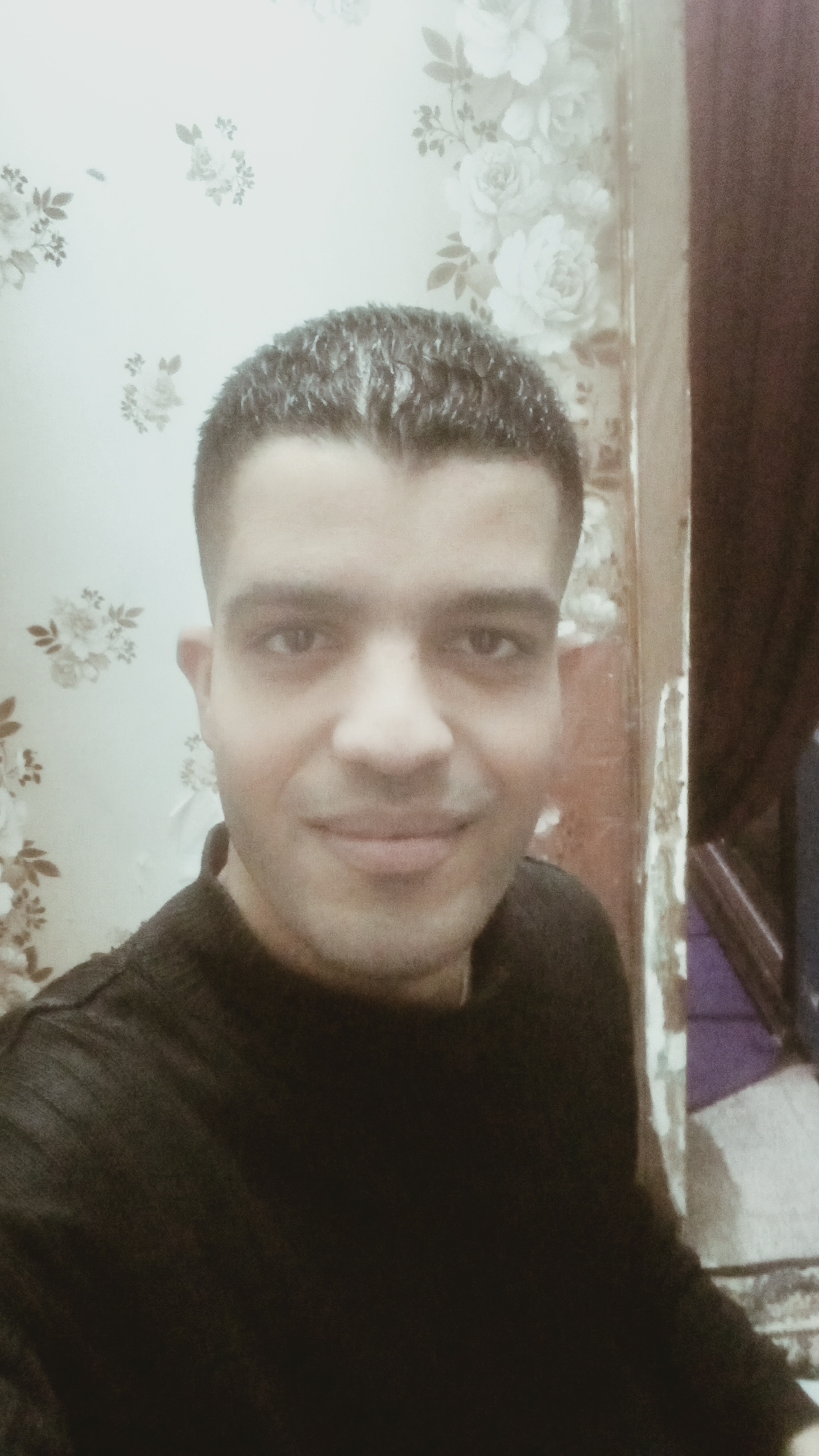 Mohamed Hassan - cover