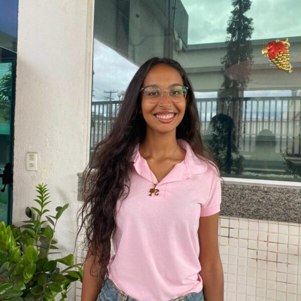 Lídya Correia