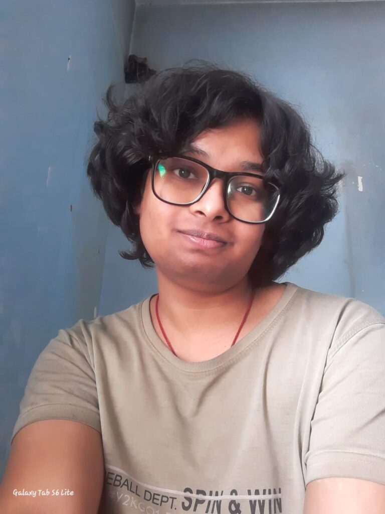Akshita Gardia - الغلاف