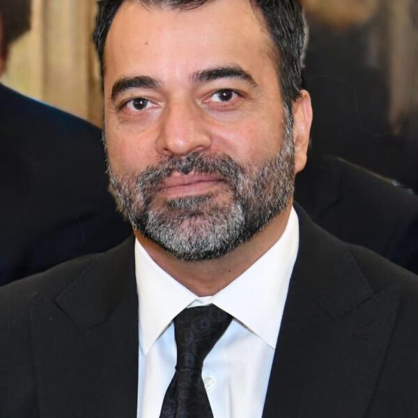 Omar Manzur