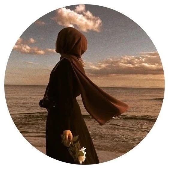 Aya Alaa Abu Alsaud Abu Alsaud - cover