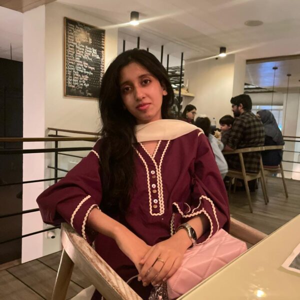 shehneez arif
