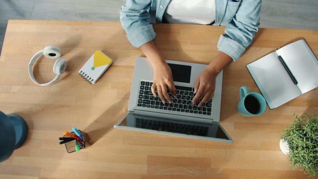 Technical Writing Freelancing — API Docs, Manuals & SaaS Content 2026