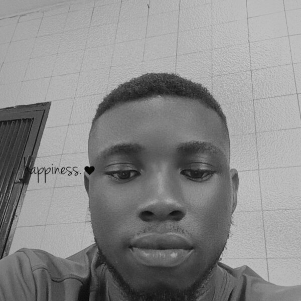 Tunde Adegha