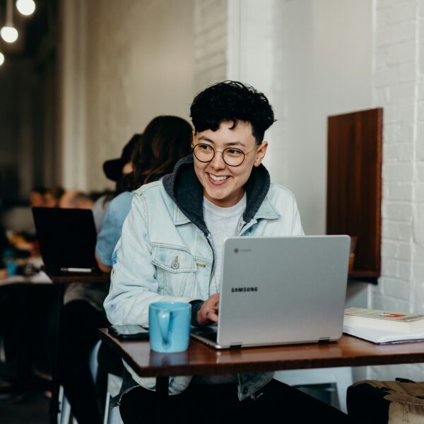AI Time Tracking for Freelancers — Tools That Log Hours Automatically in 2026